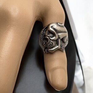 Vintage Large Skull Ring Silver Tone Bold Gothic Halloween Biker Horror Punk